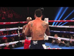Tim Bradley Jr vs. Diego Chaves: HBO World Championship Boxing Highlights