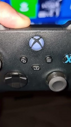 Xbox Series X/S How To Unpair/Unsync Controller
