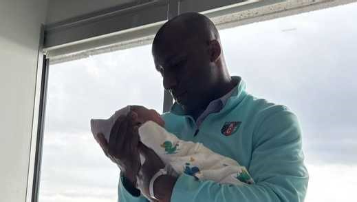Kansas City Mayor Quinton Lucas, wife Katherine Carttar announce birth of second son