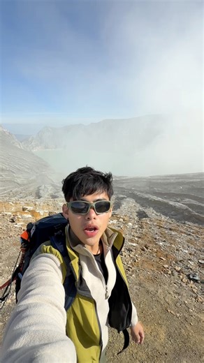 99K views · 8.9K reactions | The view sounds like…Mt. Ijen, East Java Indonesia. Inspired by @eldrichyvann #eastjava #indonesia #mtijen #mtijencrater | Batang Latagaw | Facebook