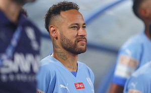 Neymar makes decision on where he will play in 2025 amid Lionel Messi’s Inter Miami and Santos’ interest