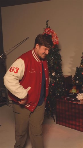 He’s not just breaking hearts, he’s bringing the deals #abcwarehouse #chadthefan #detroit #holidaydeals | ABC Warehouse