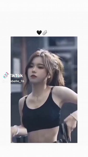 Mafia Hairstyle Ideas for Girls