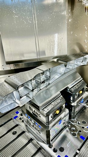 der_anwender on Instagram: "Pure enjoyment 🥰 . #cnc #cncmachining #5axiscnc #cncporn #5axis"