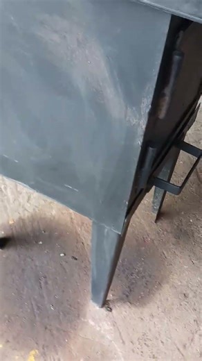 if you what us to build on call 0646013869 we are in south africa underbarg we do everything