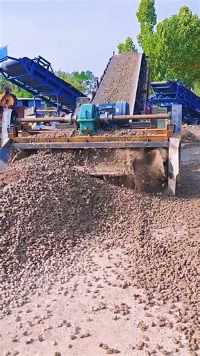 One Person Can Operate! Spiral Stone Loader + Automatic Truck Loader | Stacker-Reclaimer Beast!