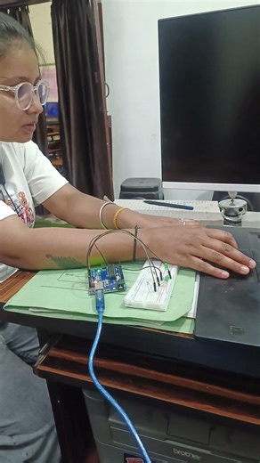 Arduino LED Music Lights #Arduino #LED #MusicLights #ArduinoProject #DIY #Electronics #Tech