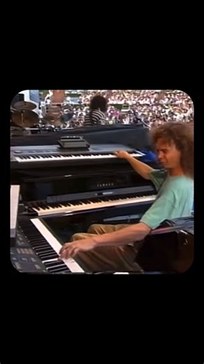 디깅뮤직플레이스 | Digging Music Place on Instagram: "Pat Metheny Group - Third Wind Live Under The Sky (1992) #음악 #music #노래 #jazz"