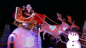 Santa's new ride unveiled at The Forks ahead of parade