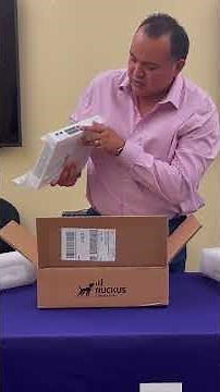 Unboxing RUCKUS ICX8200-C08PF