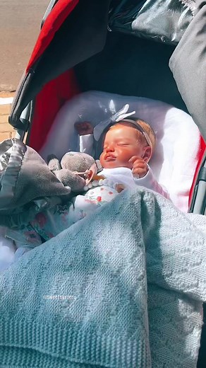 Morning routine of a mom and a newborn🤍 || #fyp #reborndoll #mom #morningroutine #newborn #viral