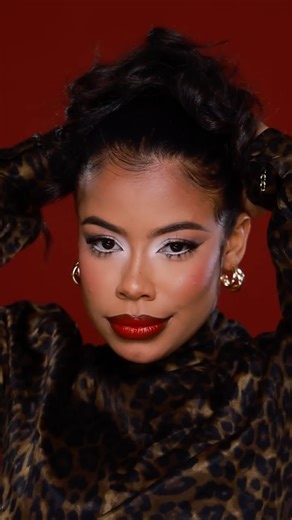 ✨MAISSA_MUA✨ | ✨2nd makeup look by me at @salon_mariloussa vip training ✨Using the palette opal from @iconbymariloussa ✨On my gorgeous muse... | Instagram