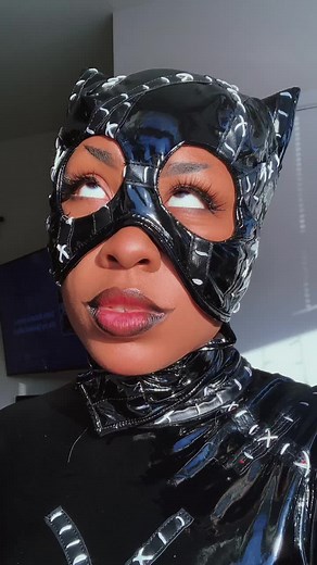 Catwoman Cosplay Costume Preview