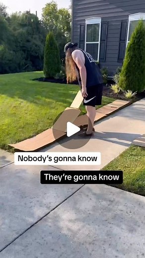 Brandon Gentry on Instagram: "Have you seen my no dig gardening hack videos? We used this technique to update our front walk with shrubs and pathway lighting. How do you think it turned out? Added curb appeal or nah? . #diy #diygarden #diyhome #diyproject #gardeninghacks #gardentips #flowerbed #landscaping #diylandscaping #curbappeal #homediy #lifehacks #nobodysgonnaknow #nodig #nodiggarden #nodiggardening #landscapelighting"