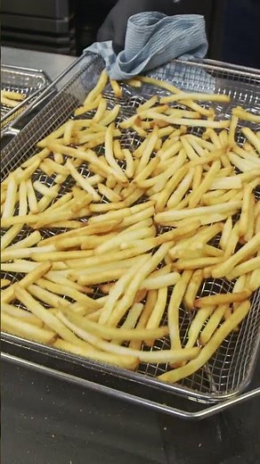 The Secret to Oil-Free Crunch in the iCombi | CombiFry in Action | RATIONAL