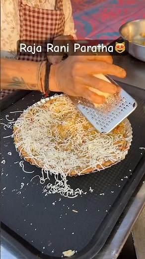 Surat Famous Raja Rani Paratha😻 | Indian Street Food #shorts