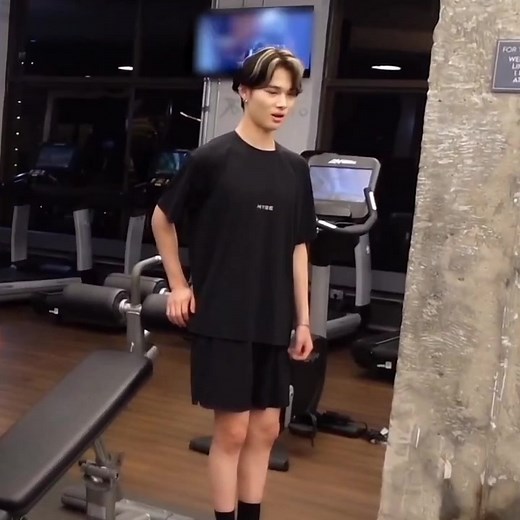 ENHYPEN Niki Exercise Moments Compilation