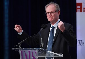 Clifford Ando: The University of Chicago is crucial to Chicago. But unsustainable spending threatens its prestige.