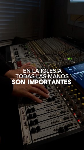 1 Corintios 12:27 Todos ustedes forman el cuerpo de Cristo, y cada uno es un miembro necesario de ese cuerpo. Gracias damos a Dios por las vidas de todas las manos que ayudan a llevar la obra de una u otra manera! | Ministerios Salem Internacional