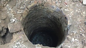 Well, well, well.... look what we’ve found in the Wool Market.🤭 As part of the refurbishment works we found what we think is a medieval well and yet to be dated Kiln. We’re looking into the well 👀 (pun entirely intended) and working with our archaeological team to establish its significance. If you know anything about the history of the area and when or how these might have been used then please let us know. We’re still deciding what to do with these....but all’s well that ends well. 😀 | Donc