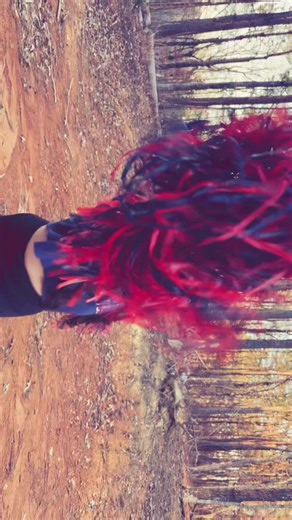 2016 anyone? #cheerleader #2016 #musicvideo #musically #throwback @𝓹𝓲𝓹𝓮𝓻🎵