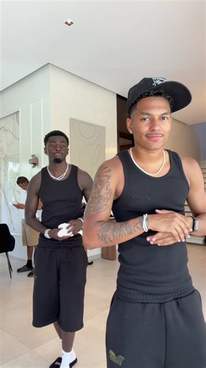 Vidéos de Ocho_973🇬🇫 (@ocho4real8) au sujet de dance
