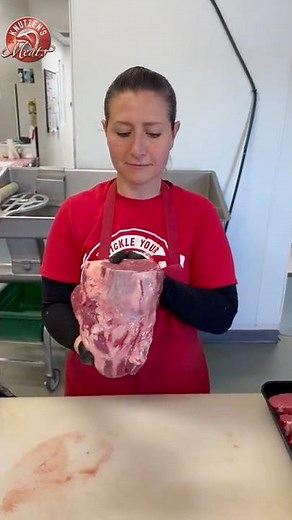 Learn How to Cut a Beef Tenderloin Like a Pro! 🥩🔪 #tenderloin #butcher #meat #BeefTenderloin