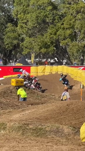 CRAZY CRASH at Mini o’s SX! ft. Chase Moynihan #motocross #racing #minios #bikelife | Jssunardi