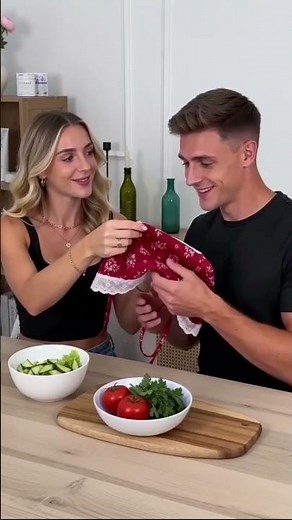 Stoigeld Sewing Hack ✨ | I Made a Red Apron for My Husband (Perfect for His Kitchen!) #sewing