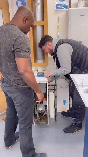 Able Skills Gas students are working on Pressures & Gas Ratings. In this short clip Students are testing on Different Appliances in the Work Shop and recording their readings. For more information on our Gas Courses and our Availability for our next available courses Please see our website for more information. https://www.ableskills.co.uk/gas-engineer-courses/how-to-become-a-gas-engineer/ #ableskills #gas #plumbing #unventedhotwater #getqualified #nvq #enginer #construction #constructiontrainin