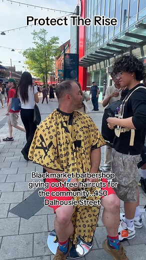 3.1K views · 62 reactions | Please support Blackmarket barbershop on 405 Dalhousie street in Ottawa .. They gave out free haircuts for the community God bless them #hairstyle #haircut #homeless #community | Ziggy Man | Facebook