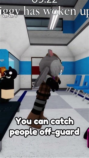 This Skin can go INVISIBLE in Piggy..