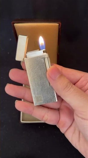 Givenchy 2000 mạ bạc hoàn hảooo.