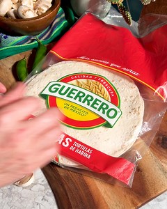 Fluffy, flavorful and authentic, Guerrero Caseras Flour Tortillas bring a homemade touch to every meal. | Guerrero Tortillas