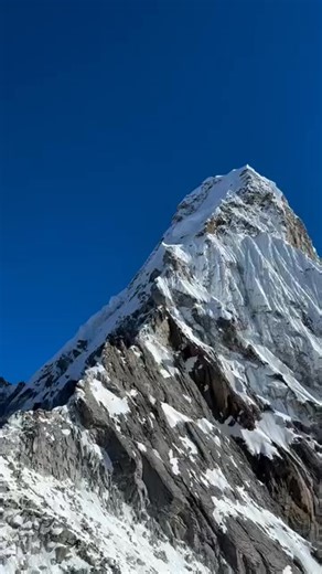Long line Rescue mission on Amadablam 2025 #rescu #amadablam #k2 #k2basecamp #k2trek #fblifestyle #climbing #trekking #pakistan #broadpeak #karakorum #trending #climber #support | K2 trekking and expedition