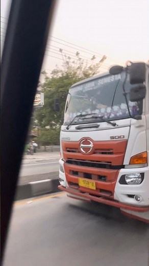 Mobil Truk besar, mobil truk box