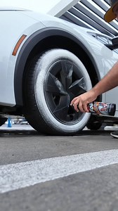 Clean, Shine, and Protect all in one tire product! Hot Shine Tire Foam! #meguiars #asmr #tireshine #tiredressing | Meguiar's