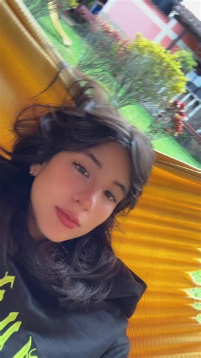 Videos de Laura Contreras (@lauratatiana1903) con “Originalton - NOVEMBER KID”