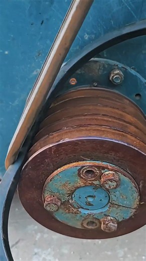 How to Install Multiple Belts on Engine Pulley | Easy Belt Setup 🔧Learn how to install multiple V-belts on an engine pulley without removing the old ones! Perfect guide for mechanics and DIY enthusiasts. Follow for more daily repair tips and tricks! #EngineBelt #PulleySetup #MechanicTips #CarRepair #EngineRepair #BeltInstallation #Enginetips #WorkshopLife #RepairSkills #MechanicalWork #DIYMechanic #AutoRepair #CarMaintenance #BeltSystem #ShortsVideo | Hamim machines