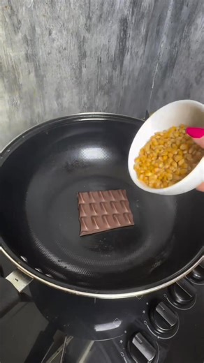 Chocolate popcorn 🍿🍫 | Chef De Home