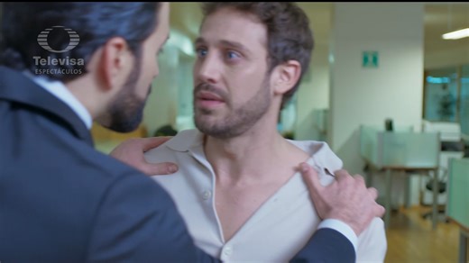 Televisa Espectáculos on Instagram: "Lambda García @lambgarcia reveló que ya tiene pareja, se conocen desde hace mucho, pero ahora transformaron su relación en algo más que amigos. ❤️😍🥰🫶🫶"