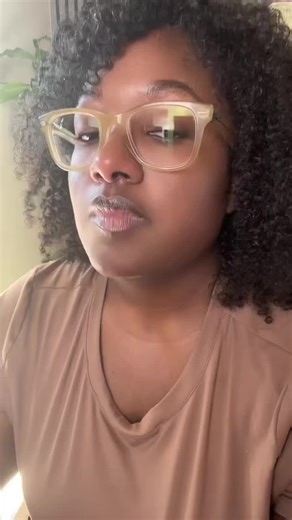 Part 3: Strong analysts don’t start with SQL. They start with the right questions. Before you query the data, you need to understand the decision, the user, and the risk. #DataCareers #Analytics #DataAnalyst #TechCareers #SoftSkillsInTech