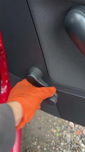 Volkswagen/ Audi Rear Window Winder Handle Removal