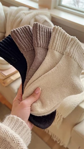 The perfect Bootie/clog socks! Warm, comfortable, affordable AND FREE SHIPPING! ❤️ #tiktokshopblackfriday #bootsocks @Nyzfexk INC