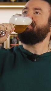 22K views · 110 reactions | Mit dem BIERAUFSCHÄUMER GADGET bekommt man GEZAPFTES BIER aus der FLASCHE? #gadgets #gadget #bier #küche #küchenhacks | Sturmwaffel | Facebook