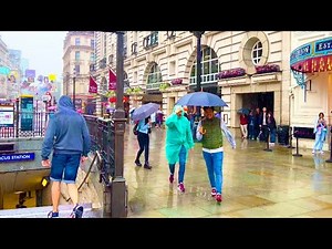 West End London HEAVY RAIN Walk ☔️Flooded London Streets, Wet Tourists [4K HDR]