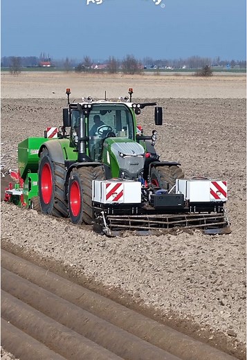 Preparing Soil and Planting Potatoes with Fendt 728 Gen 7