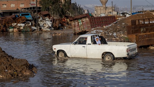 Kurds in Syria are in desperate need of humanitarian aid and protection