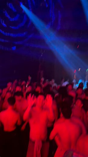 Susan Morabito on Instagram: "2026 walked in like it knew the assignment. Thank you Brett Henrichsen for inviting me to play your traditional New Years Day Party. A shout out to Anil Patel, Steve Hatchett, and Erica Gabriel for taking such good care of me. And, the biggest thanks to all of you who filled the Mayan, the energy was locked in, and the first night of the year couldn’t have landed better. Until next time…"