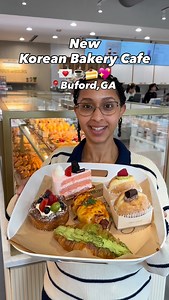 New Korean Bakery Cafe in Buford, GA 💌 @tlj_buford @touslesjoursusa just opened in Buford, GA, and it’s one of my favorite pastry cafés! The location has a huge variety of sweet and savory pastries, cakes, macarons, and milk bread. They also serve unique drinks like the matcha tiramisu latte and ube latte. They have ready-to-go sandwiches too, which are super convenient. We especially loved their donuts. They’re fluffy, cream-filled, and absolutely delicious. The cakes are light and spongy, and